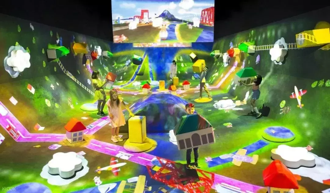 新加坡27個值得打卡的博物館!巨型恐龍雕塑、幻彩光影世界、無限供應冰淇淋等你來體驗