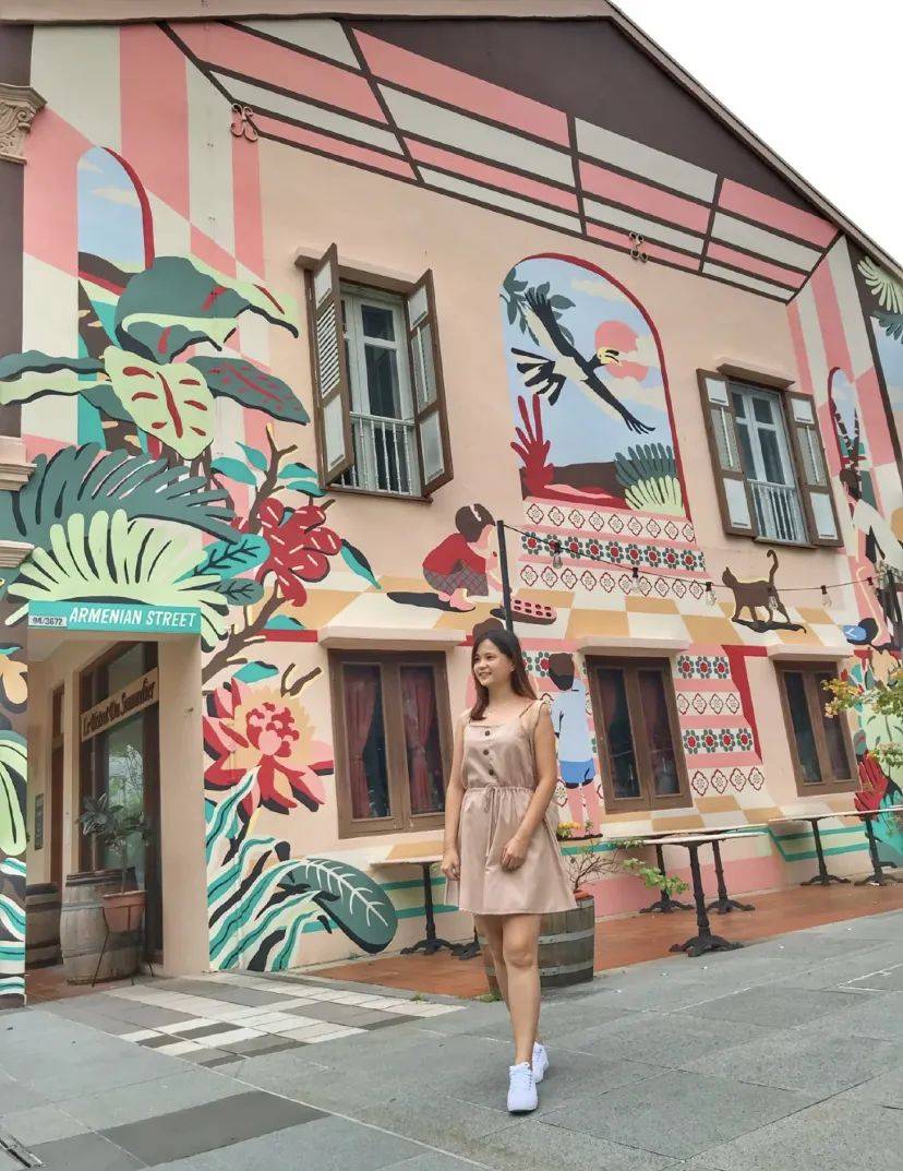 柯南街頭吃榴梿?私宅門口驚現20米壁畫?虞書欣每次都要來這裏