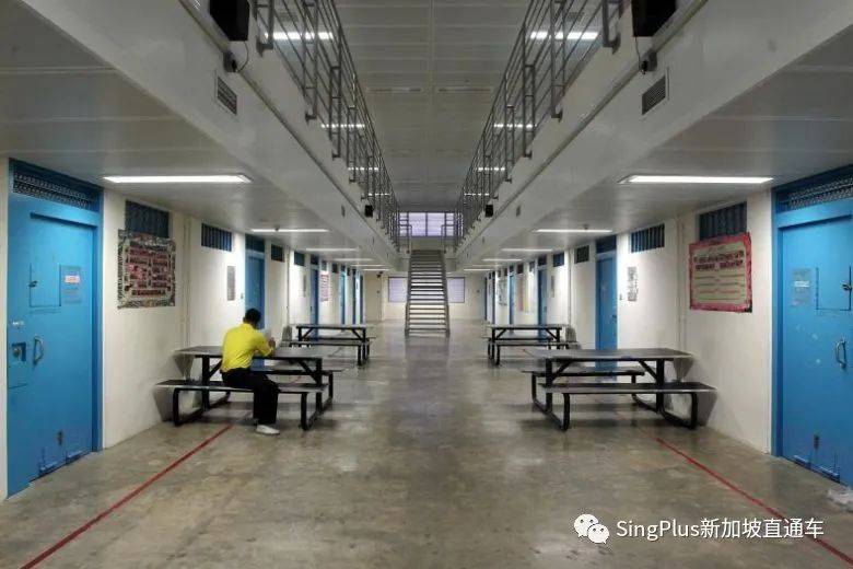 新加坡應該明白，在這件事上中國絕不會讓步