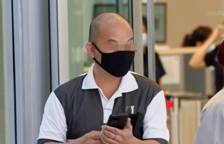 十人遊艇派對處罰結果出爐，華人男子PR被縮短，ICA通報警告