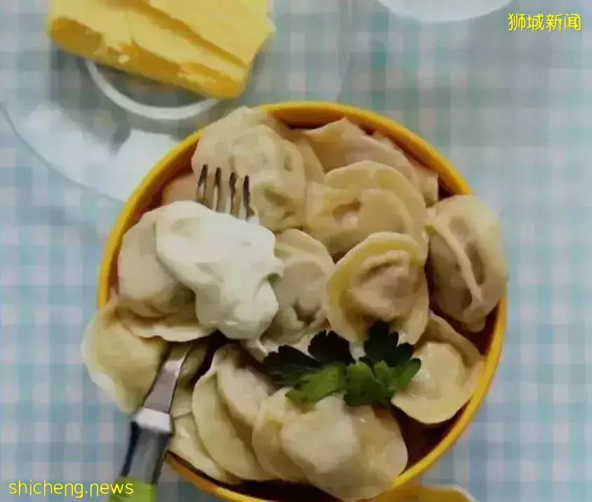 新加坡的俄罗斯饺子馆成俄乌争端泄愤工具,老板把卖饺子钱捐给乌克兰