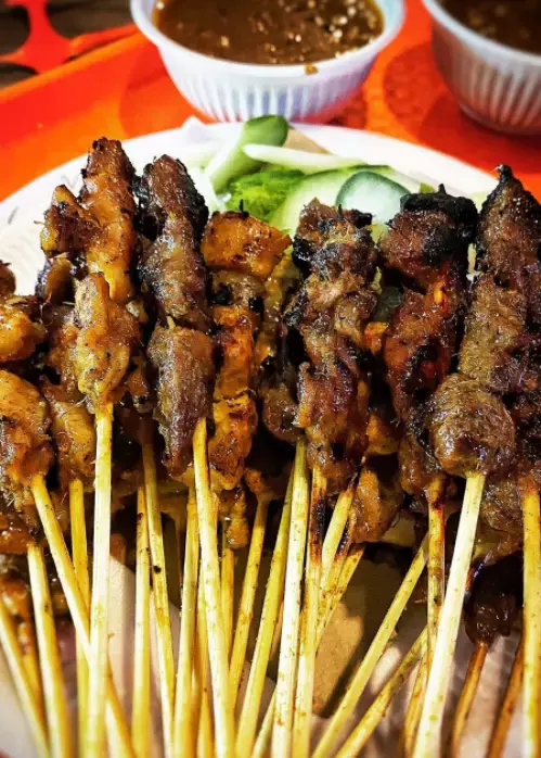 逢周末就爆滿!這個新加坡唯一的靠海美食村裏到底有哪些“寶藏小吃”