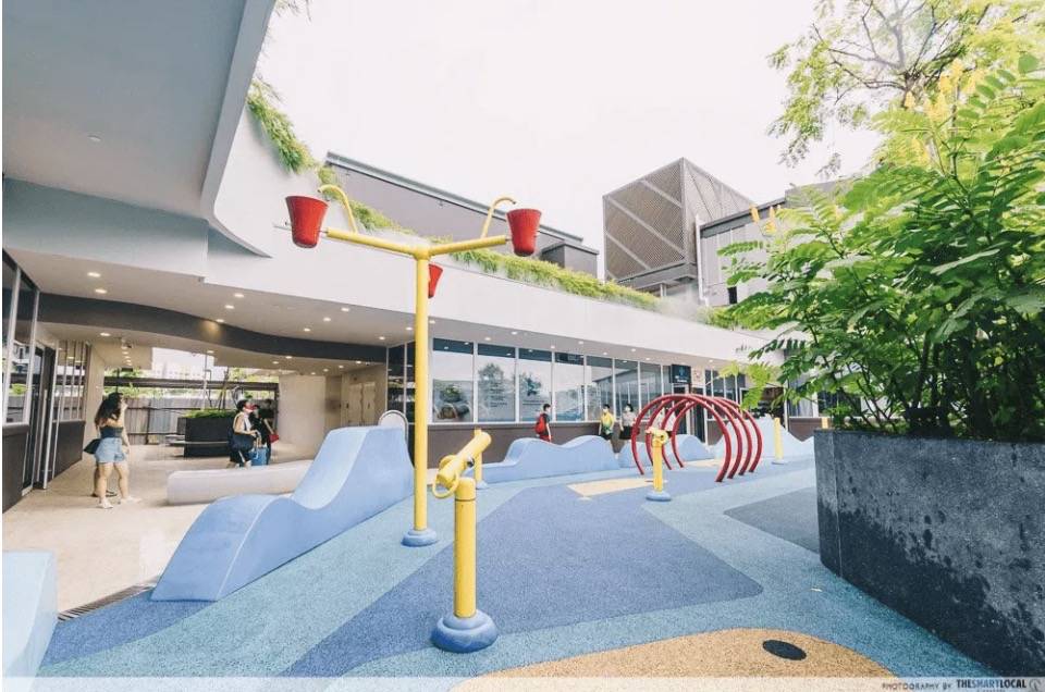 新加坡1月必看!这12个活动走起,炫彩霓虹、水獭快闪、最大狗狗水上乐园