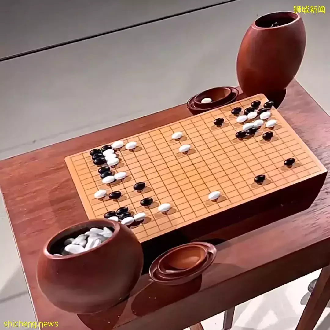 哈哈哈！我帶娃去了這個免費雕塑展，一路上要笑瘋了