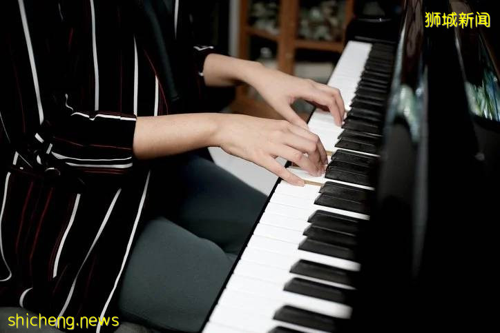 今天!新加坡直升顶级中学开启在线申请啦!将有10%的幸运儿杀出重围