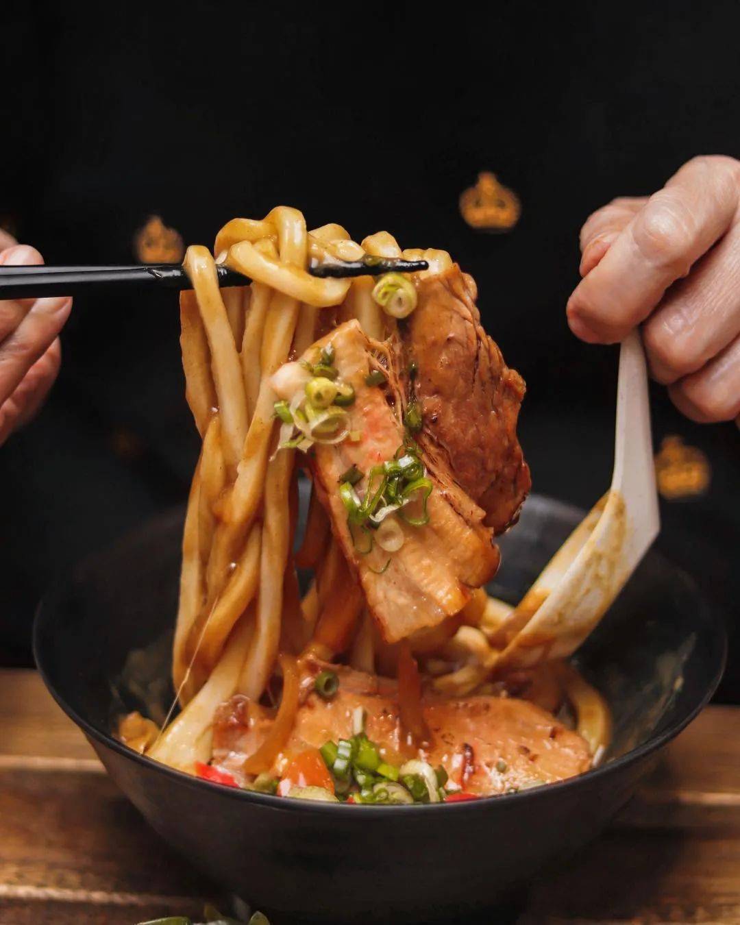 面食系列 嫩滑Q彈的地道日式烏冬面，一碗治愈舌尖和心靈