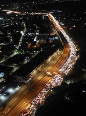 ◤行动管制令正式开跑啦◢ 入境狮城大马人 陆续被叫回