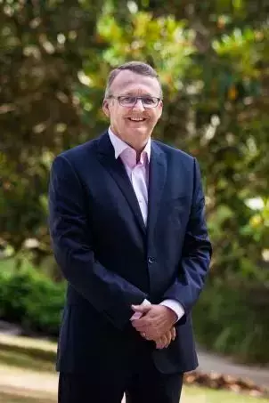 Simon Biggs教授于今日接任詹姆斯庫克大學總校長