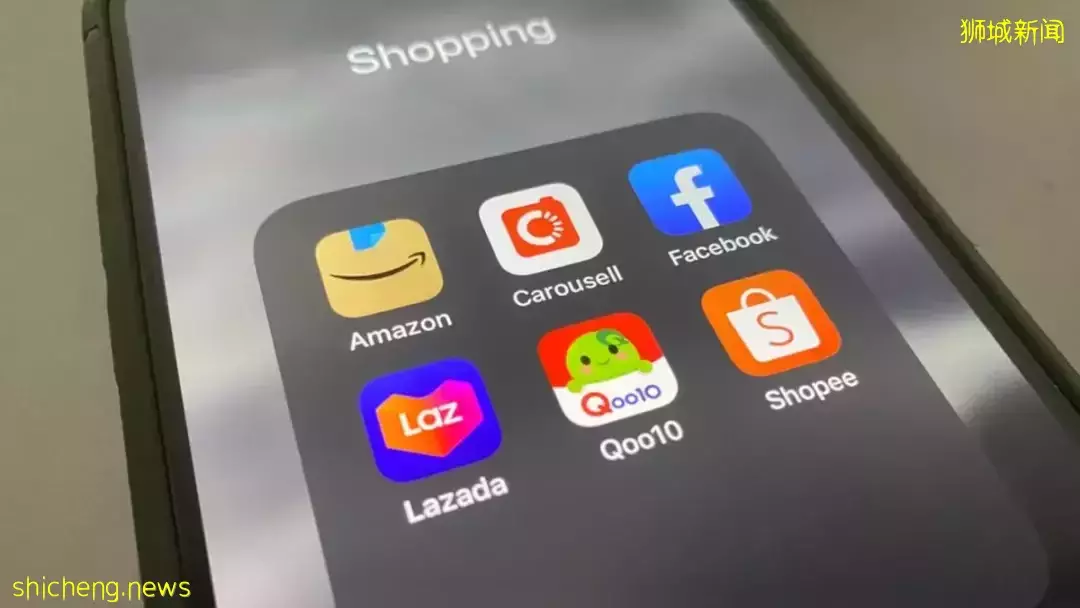 這對新加坡夫妻,通過代購名牌包包、名表騙了3200萬新幣