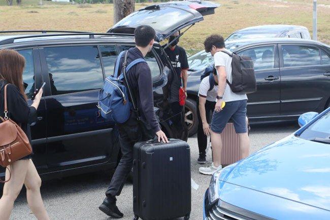 ◤行动管制14天◢ 今早兀兰关卡 不少大马人携行李涌入新