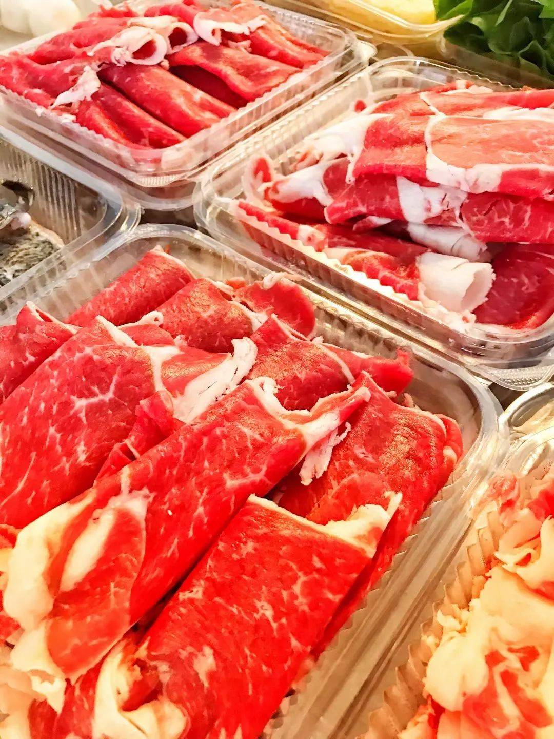 小坡島年夜飯震撼來襲！解放雙手，牛氣沖天