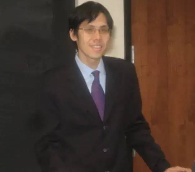 无条件每月发钱给国人,新加坡政府不是没想过,只是