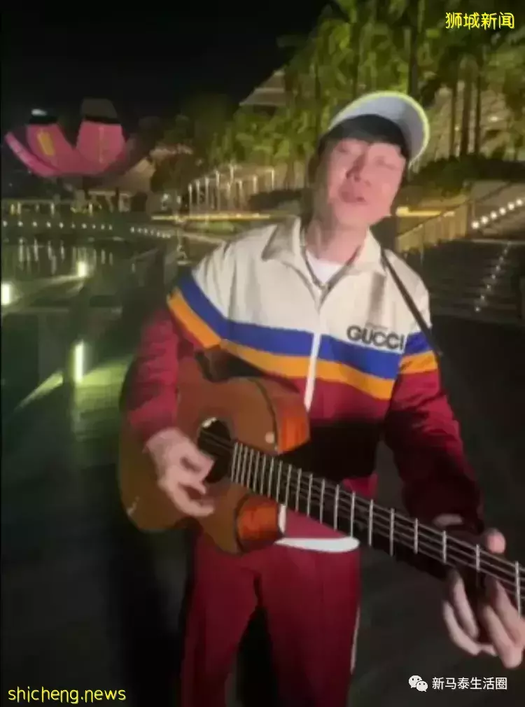 林俊杰新加坡路边开直播!秒被路人认出围观