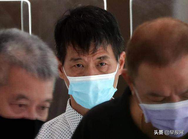 “你瞅啥”引爭執 新加坡菜販砍斷挑釁者中指