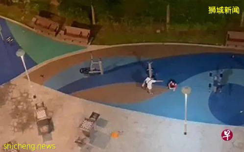 衆目睽睽之下他竟然打老婆，衆人實在看不下去