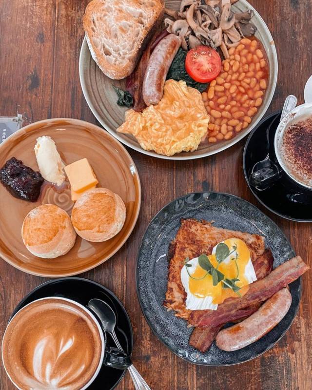 新加坡隐世咖啡厅!藏在马场里的Riders Cafe🐎 来一场慵懒偷闲早午餐,治愈那颗想旅游的心