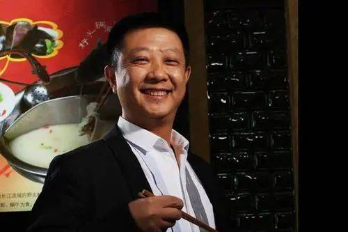 到底是哪些人,在新加坡注冊了公司?比如說新加坡首富