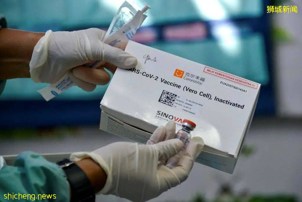 惊！新加坡出现超大感染群，激增至56例！国际学校与幼儿园中招，乌节路上万人检测