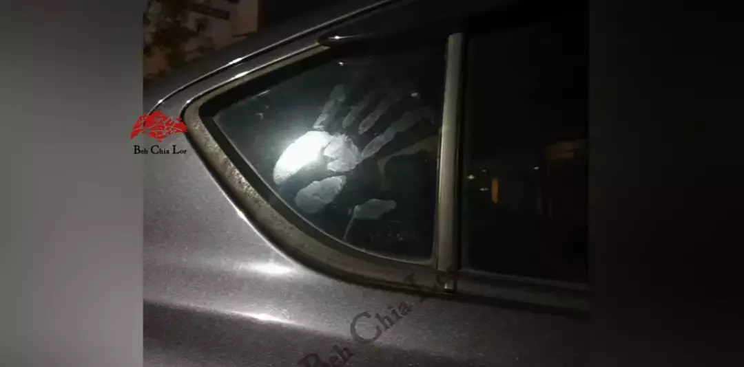 新加坡开车按喇叭催促，被11骑手怒追300米围堵、狂敲引擎盖