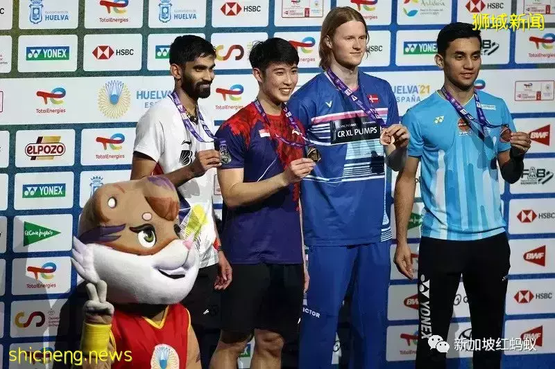 有一种速度叫“骆建佑” 突然就拿下羽毛球世锦赛冠军