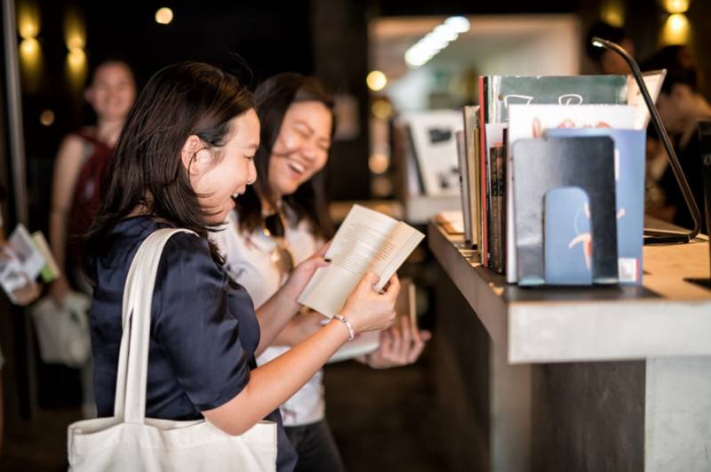 “我也怕獨自猝死在家裏”，單身人口暴增，新加坡真的適合獨居嗎