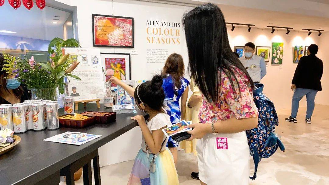 这位新加坡自闭症男孩,一动手就感动了全世界,预测这会刷爆朋友圈