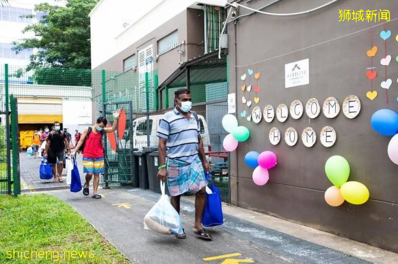 康複客工們陸續搬到指定宿舍爲複工做准備,環境改善了,但仍舊比較擁擠!