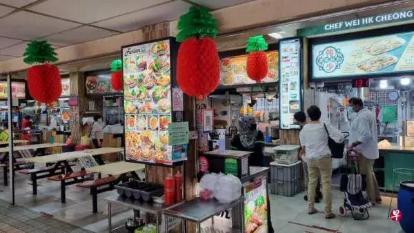 年关近咖啡店纷涨价 摊贩：成本高才调价
