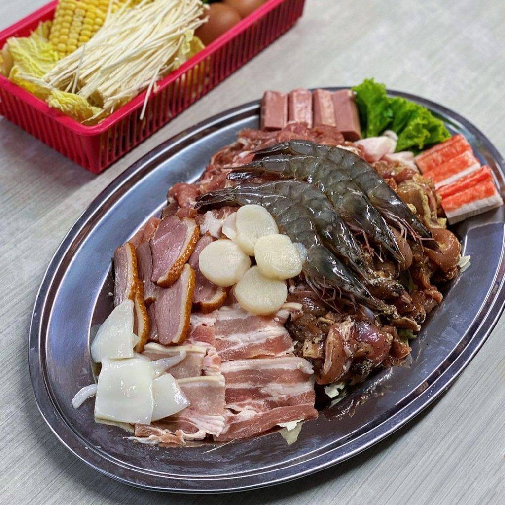 食閣平價好料💯 泰式料理攤“SOI 81 MOOKATA”泰國媽媽面+泰式燒烤火鍋😍 配料十足超澎湃