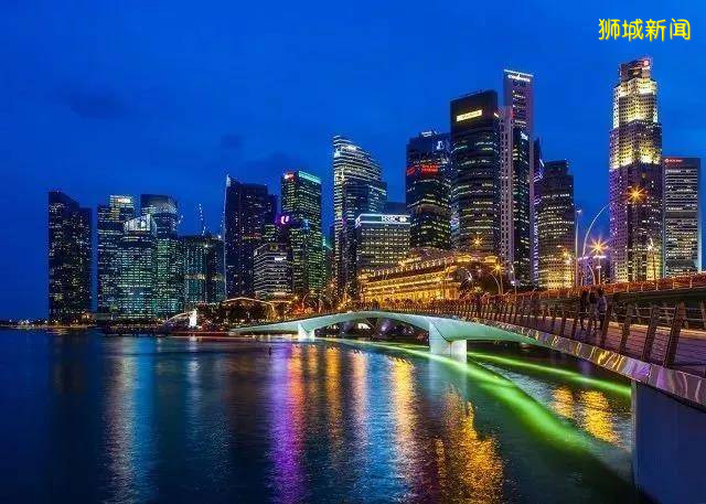 “被迫獨立”的重要港口到“亞洲四小龍”，新加坡走了55年