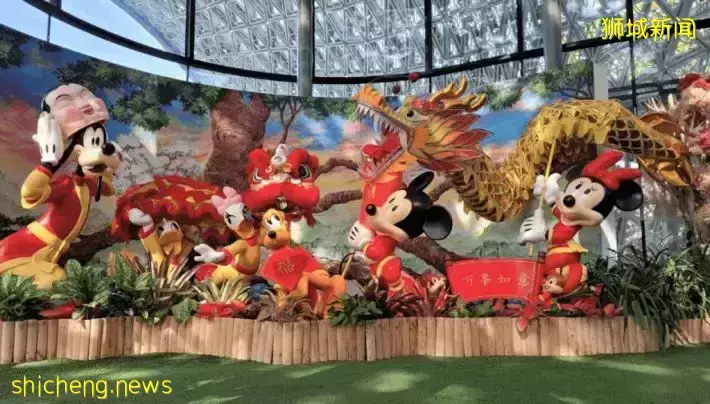 滨海湾花园全新迪士尼春节主题展!4m高的米奇、限量春节主题手办