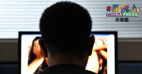 给钱女生提供手 淫服务 男子偷拍视频再要挟