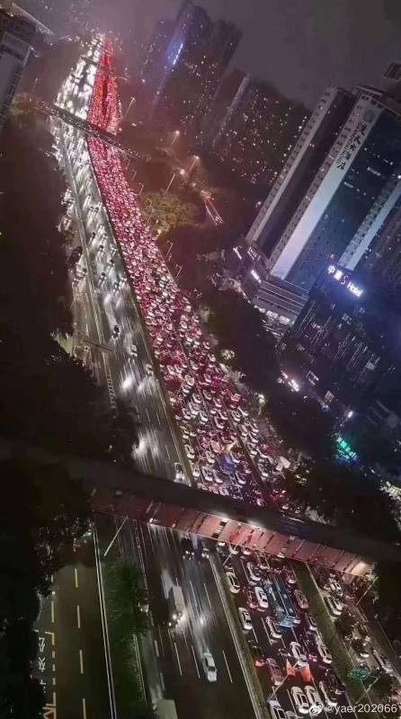 今年國慶,中國幾乎沒人出國!新加坡急了,突然宣布進一步開放邊境