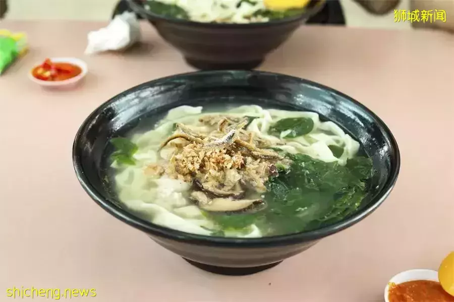 新加坡必打卡的25道國寶級美食！辣椒螃蟹、海南雞飯、炒粿條、肉骨茶