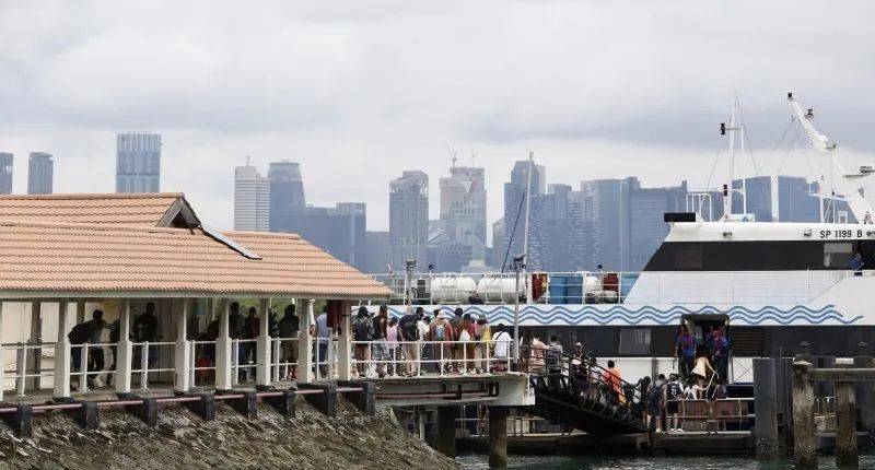 无法出国但可出海：自阻断措施解封第二阶段，更多新加坡民众到南部岛屿重新探索