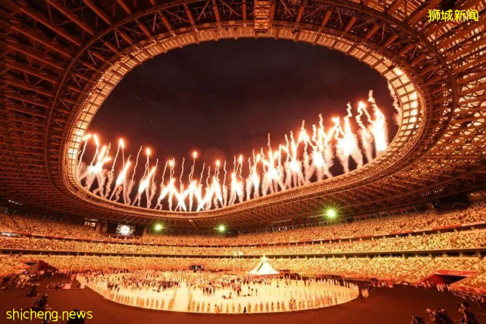 全网群嘲：东京奥运开幕式像阴间！设施简陋、开除导演乱透了！中新选手惊艳出场