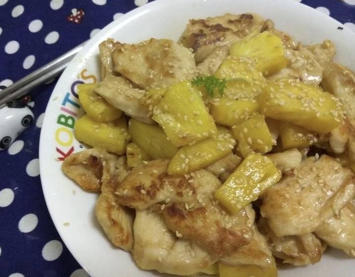 新加坡进口的台湾凤梨被吐槽！“这质量，送人都丢脸~”