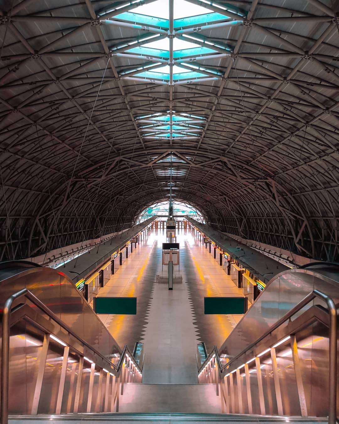 咔嚓拍起來📷 新加坡灰色地帶Tuas Link🚇 特色網紅地鐵站+海岸小燈塔，隨手一拍都好看