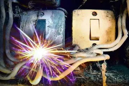 “一个疏忽,我7岁女儿在新加坡差点被烧死...”