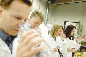 世界多國發現新冠變異陷恐慌!新加坡發表一份研究成果,引發全球矚目