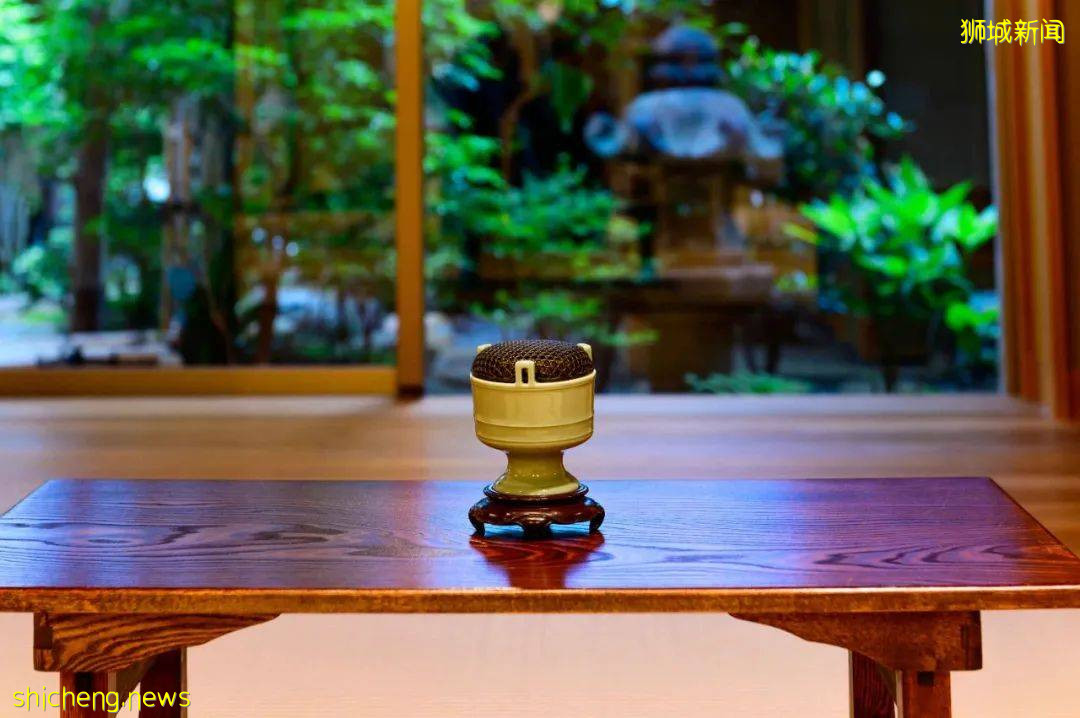 海外珍藏青瓷、建盞等瓷中奇葩荟聚獅城,新加坡國際必買好物清單