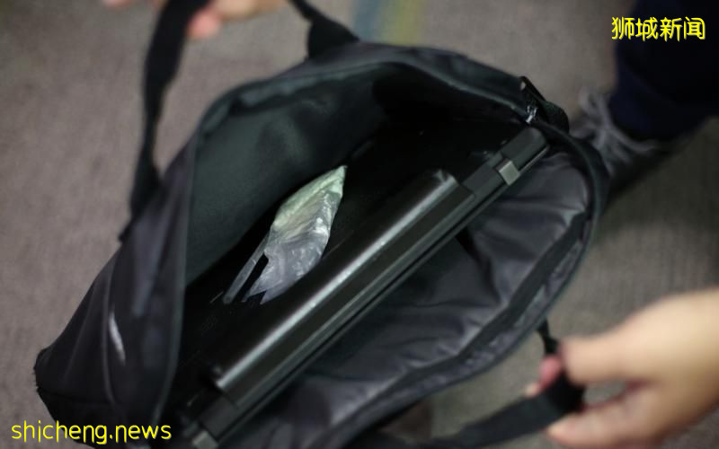 女郎遭革职竟盗卖公司电脑 判监5年5月6周