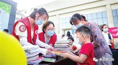 新加坡寶媽的“斷舍離”秘籍：捐舊書的新選擇