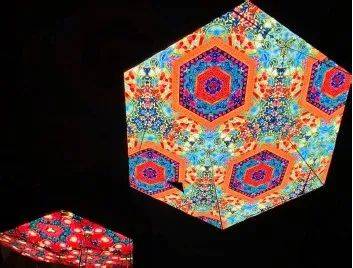 新加坡摩天轮推出全新导览“时光之旅”，穿越时空至700年前