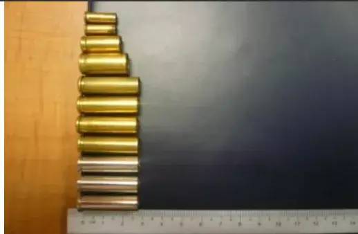 带防狼喷雾、玩具枪上街!你违法啦