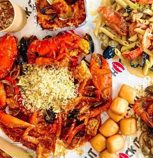 食在獅城 炎炎夏日！當然是冰啤酒和海鮮最配啦！ 坡島手抓海鮮專賣店推薦來咯