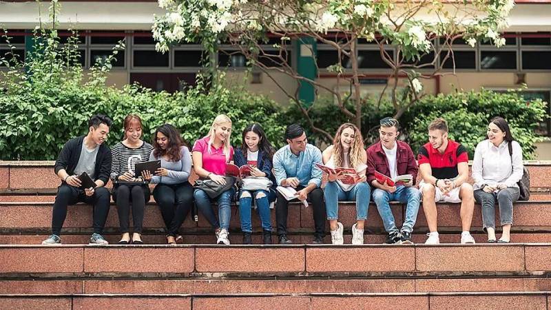 新加坡管理發展學院“拍了拍”你，喊你來領世界名校錄取通知書