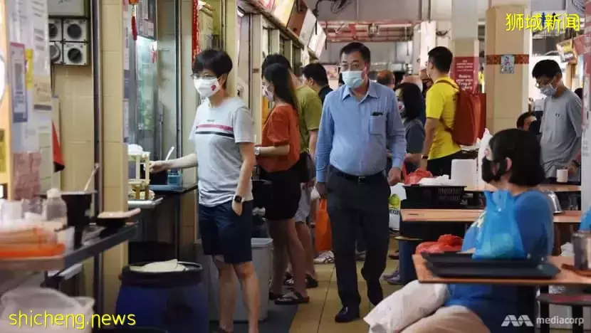 新加坡回到疫情前: KTV、商場、景點爆滿！周末28萬人湧去新山