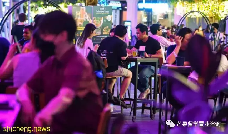 來新加坡7年，結婚生子，我們一家三口還是決定放棄PR回國了