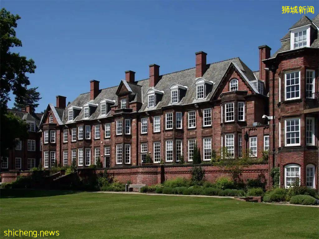 【新加坡留学】在新加坡就读世界TOP100名校——伯明翰大学,毕业获英国本校学位
